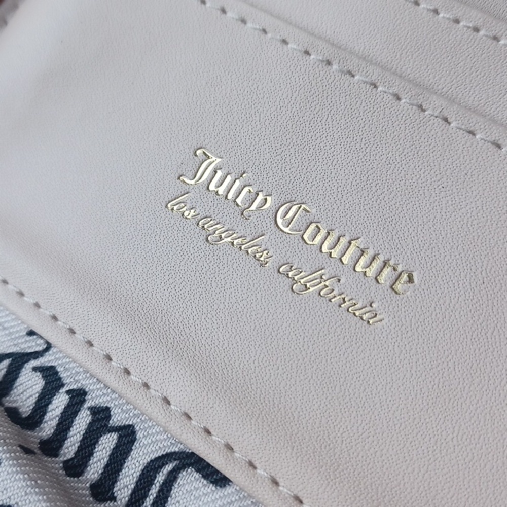 Juicy Couture  Wallet - Picture 9 of 16